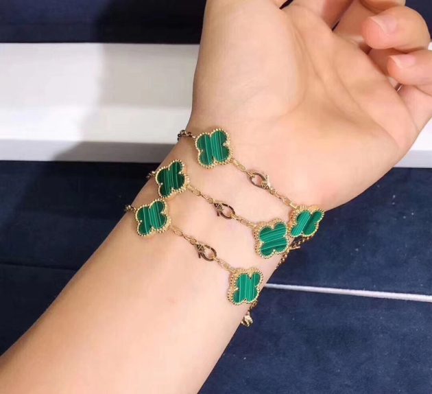 18k gold van cleef arpels vintage alhambra bracelet diamond and malachite 5 motifs 62086c9904cd9