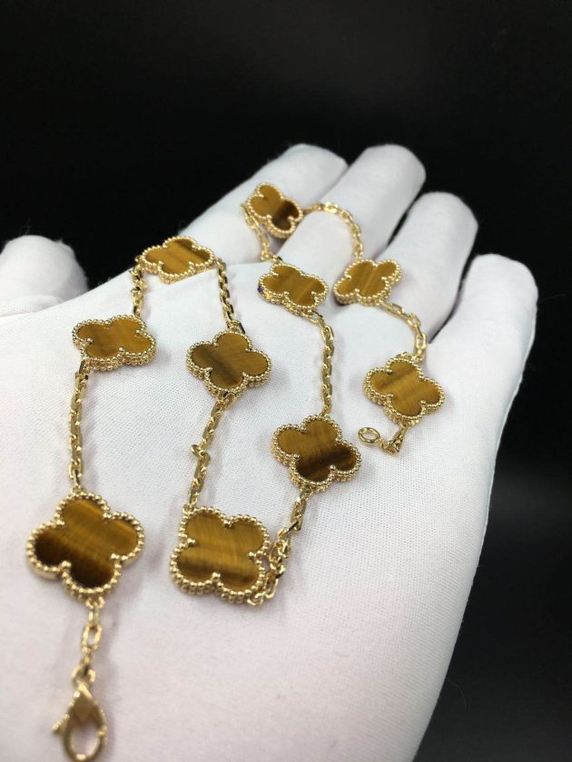 18k gold van cleef arpels vintage alhambra long necklace 20 tiger eye motifs vcard39900 6208740e030c1