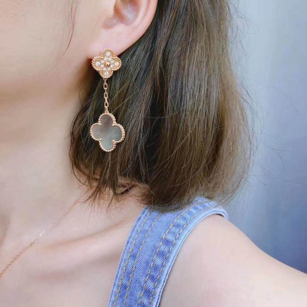 18k pink gold van cleef magic alhambra earrings 2 motifs with gray mother of pearl and diamond vcarp2r200 62087394d98e0