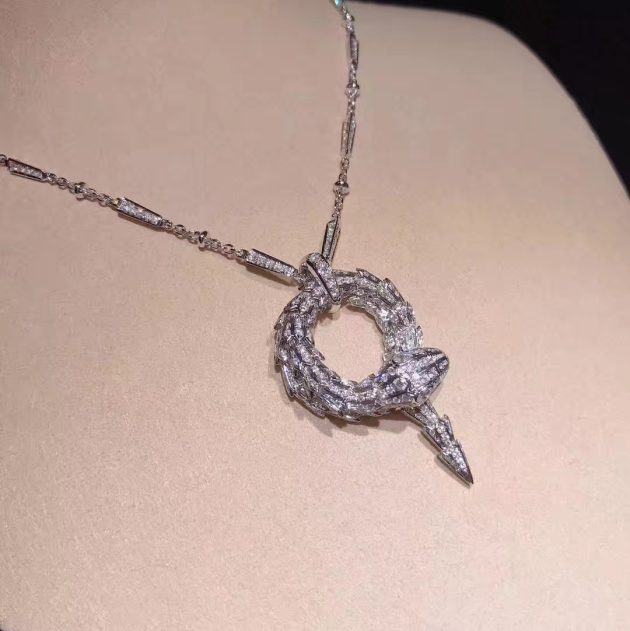 18k white gold bulgari serpenti diamond snake pendant necklace 620a2bd986505