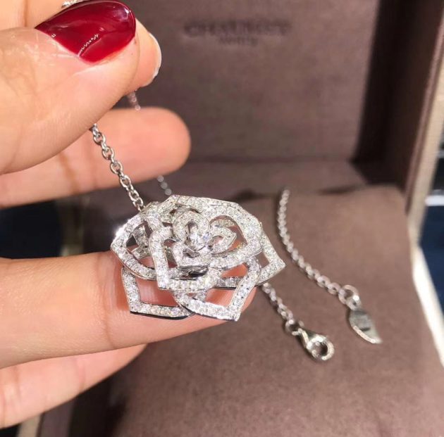 18k white gold piaget diamond openwork rose motif necklace 620a5556973ea