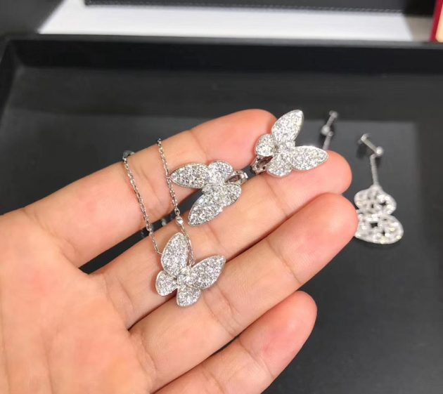 18k white gold van cleef arpels two butterfly diamond earrings 62086ed1f3050