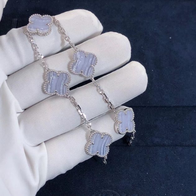 18k white gold van cleef arpels vintage alhambra 5 motif chalcedony bracelet vcard34700 620868f0b842c