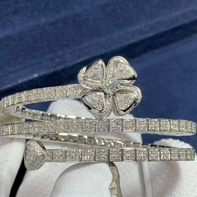 Bvlgari Fiorever 18K White Gold Diamonds Bracelet 354602 4