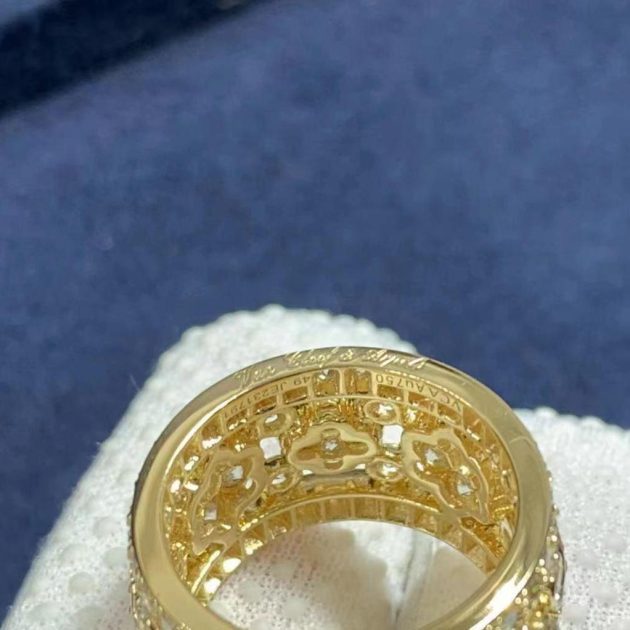 Van Cleef Arpels 18k Yellow Gold Diamonds Snowflake Ring VCARO3RV00 5