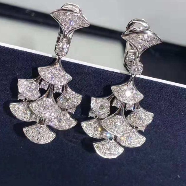 Bvlgari diamond necklace