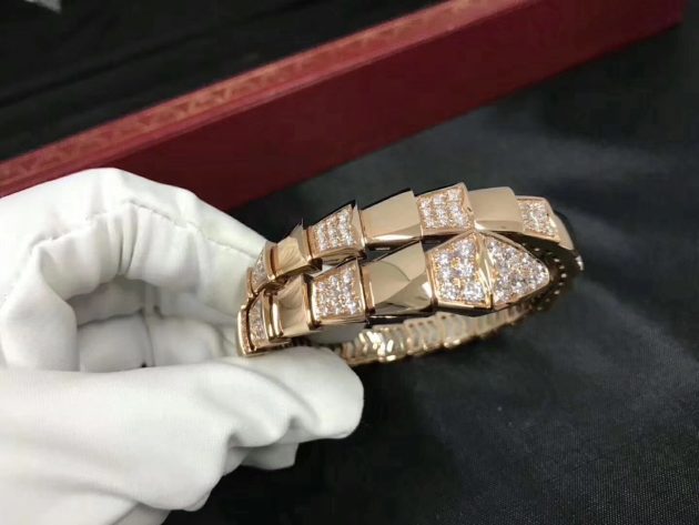 bulgari serpenti demi pave diamond one coil bracelet in 18kt rose gold br855312 620a28b72802c