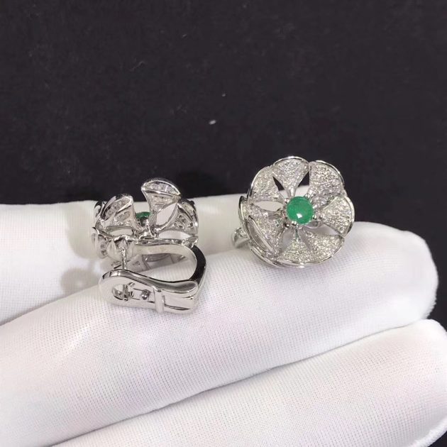 bvlgari divas dream earrings in 18kt white gold set with a central emerald and full pave diamonds 620a2730e5fa4