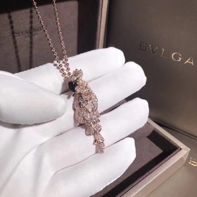 cartier les oiseaux liberes parrot necklace 18k pink gold with pave diamonds 6209d4dd3740f
