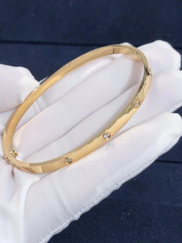 custom made cartier love bracelet small model 18k yellow gold with 10 diamonds 6209b492cf52b