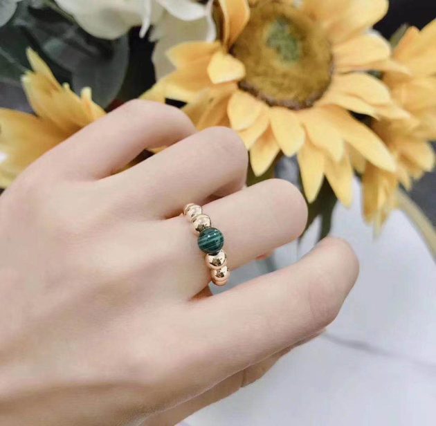 custom made van cleef arpels 18k yellow gold perlee couleurs variation malachite ring vcaro63f00 62080f510c451