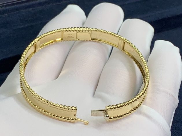 designer 18k yellow gold van cleef arpels perlee signature bracelet medium model 6208699ace9c0
