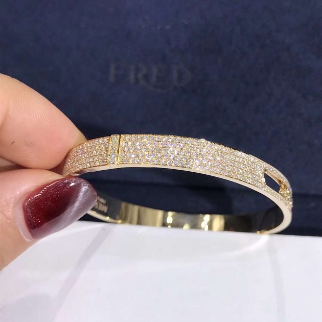 messika move joaillerie pave diamonds bangle bracelet in 18k yellow gold 620a5defb0071