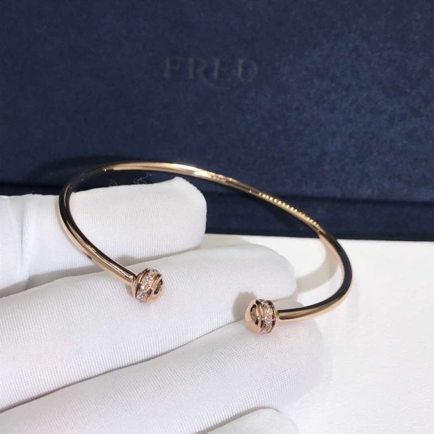 piaget possession open bangle bracelet in 18kt rose gold with diamonds 620a4ceb7e009