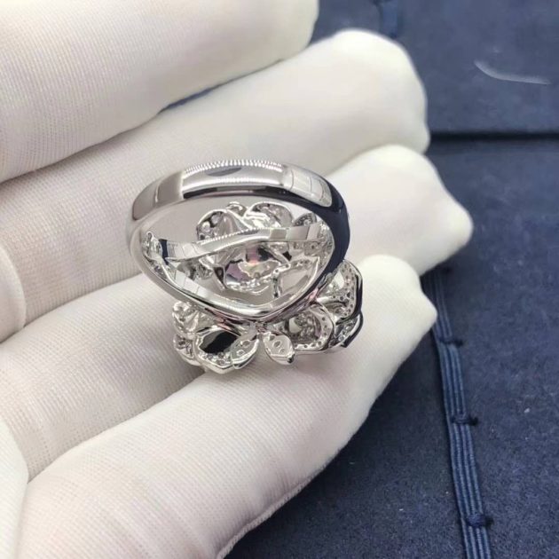 piaget rose ring in 18k white gold set with 182 brilliant cut diamonds g34ut900 620a54c924454