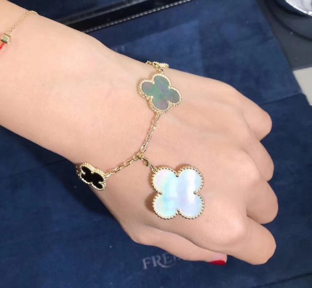 real van cleef arpels magic alhambra bracelet 5 motifs yellow gold mother of pearl