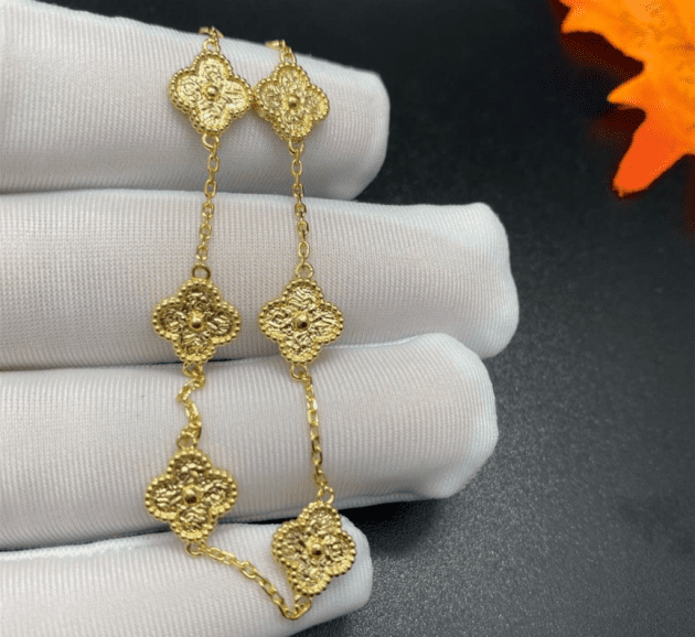van cleef arpels 18k gold yellow sweet alhambra bracelet 6 motifs vcaro8dd00 6207b005d702a