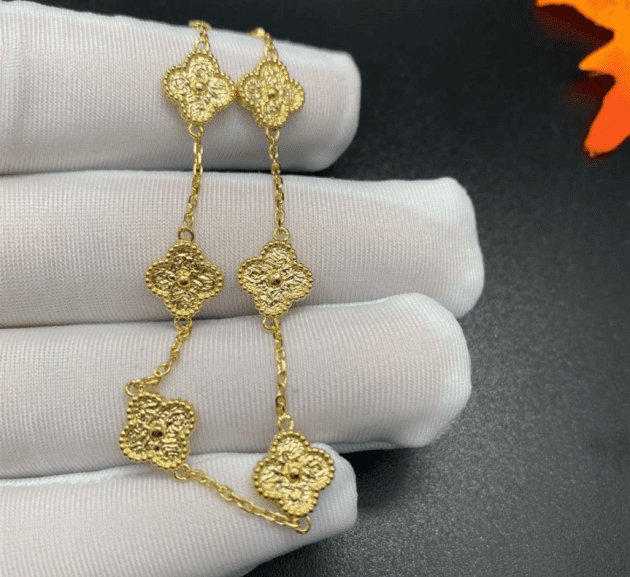 van cleef arpels 18k gold yellow sweet alhambra bracelet 6 motifs vcaro8dd00 6207b01056c94