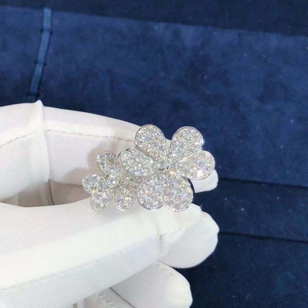 van cleef arpels 18k white gold frivole diamond between the finger ring 6207b695c048c