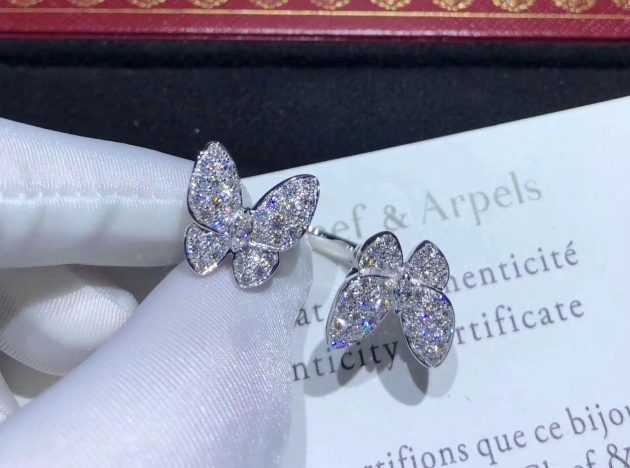 van cleef arpels 18k white gold tow butterfly diamond pave between the finger ring vcaro61900 6207ed19ef027