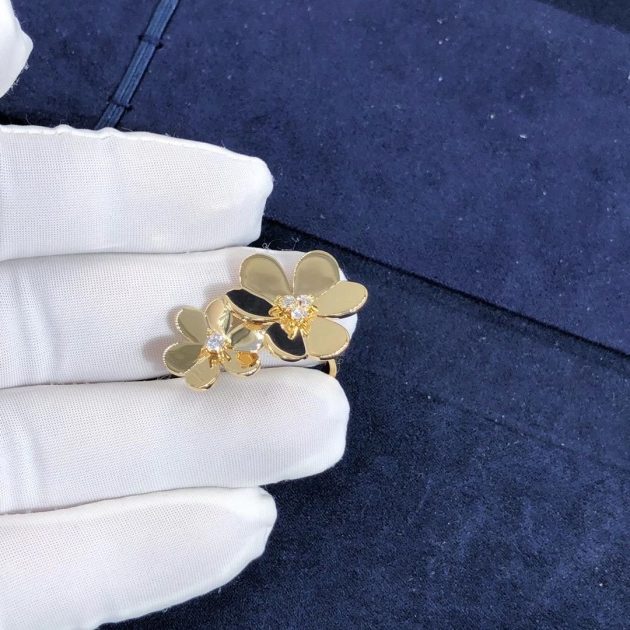 van cleef arpels 18k yellow gold diamond frivole between the finger ring vcarb67600 6207beafbbe2d