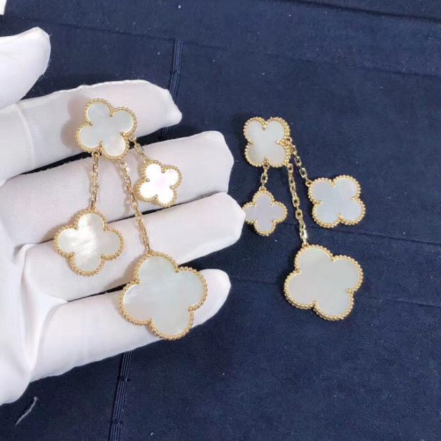 van cleef arpels 18k yellow gold magic alhambra 4 motif mother of pearl earclips vcard78900 62085a084fa21