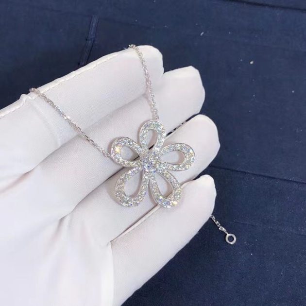van cleef arpels flowerlace pendant in 18k white gold with pave full diamonds vcarp05200 6208713f8b1ef