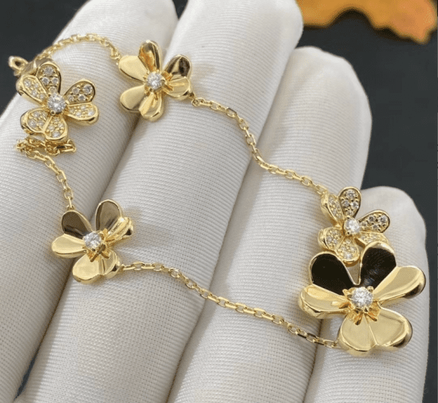 van cleef arpels frivole bracelet 5 flowers 18k yellow gold diamond vcarp3w400 6207b5a52968d