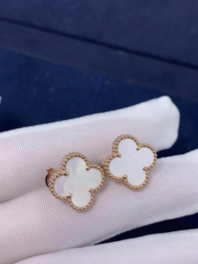 van cleef arpels sweet alhambra earstuds 18k yellow gold with mother of pearl motifs vcara44800 62086e235190a