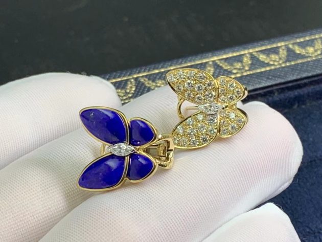 van cleef arpels two butterfly 18k yellow gold lapis lazuli diamond earrings vcarp3do00 62079ea14af0b