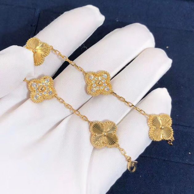 van cleef arpels vintage alhambra bracelet 5 motifs guilloche yellow gold round diamonds 62081ee109d56