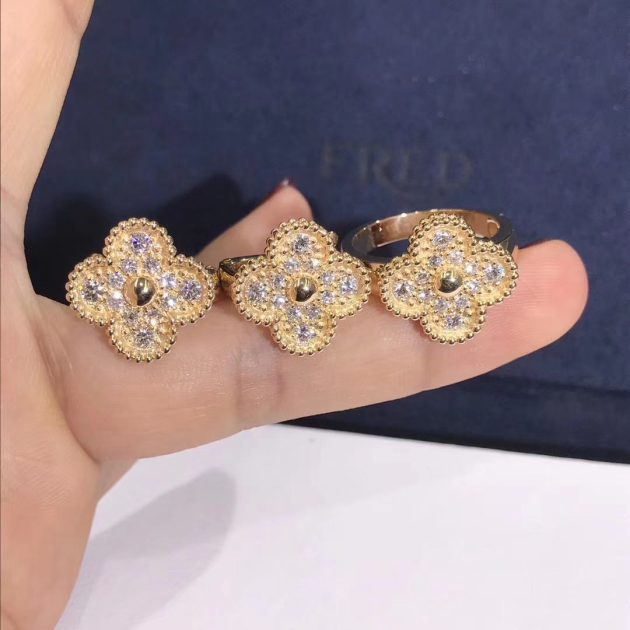 van cleef arpels vintage alhambra diamond ring in 18k yellow gold 62085ee167f45