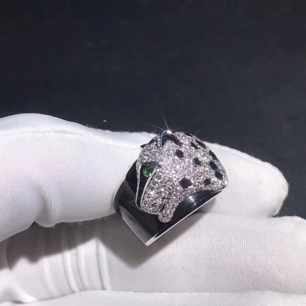 white gold panthere de cartier ring black lacquer emeralds onyx diamonds 6209e02ff257d